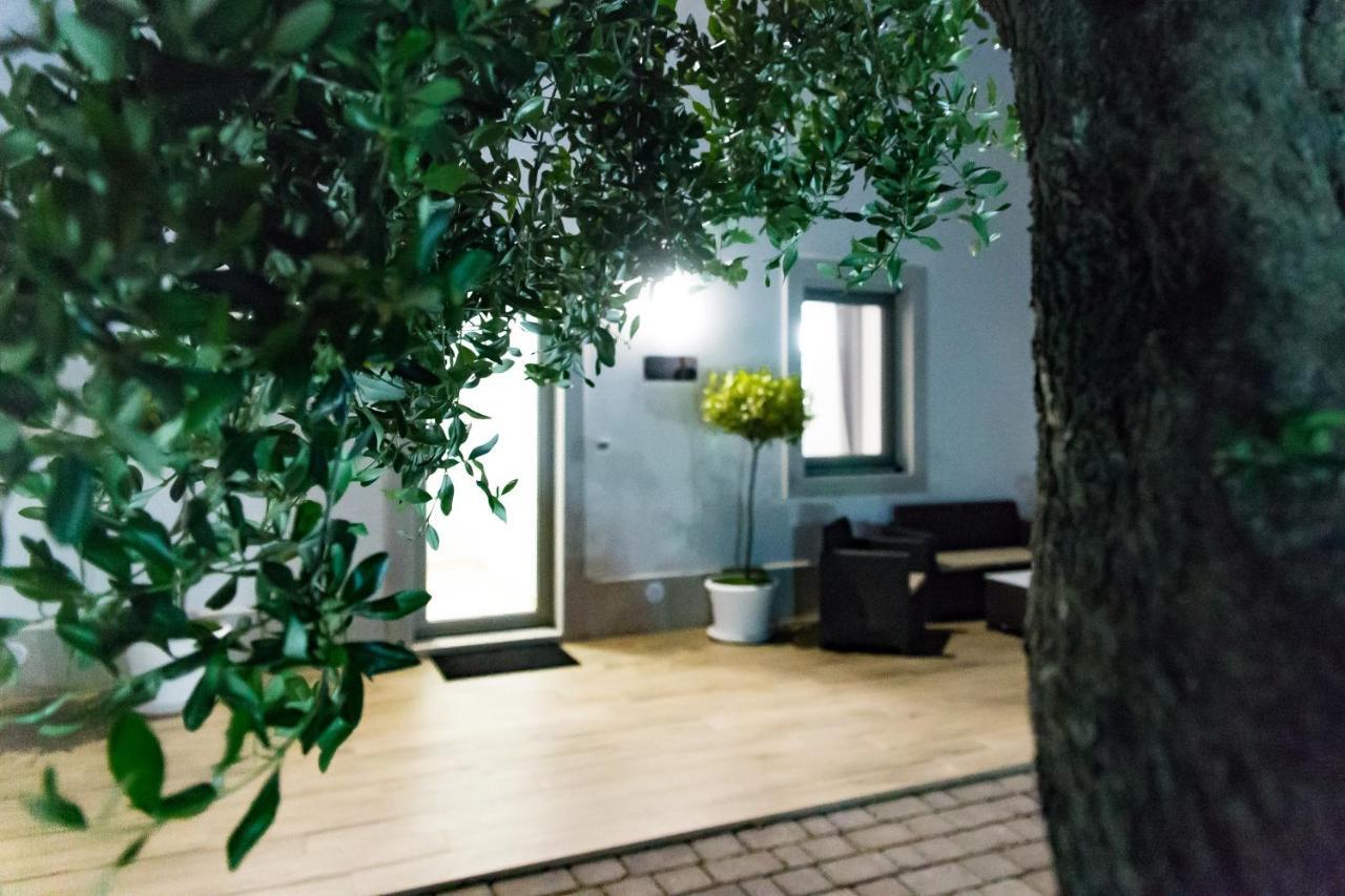 ペッツェ・ディ・グレーコ Dal Signor Wolf Bed & Breakfast エクステリア 写真